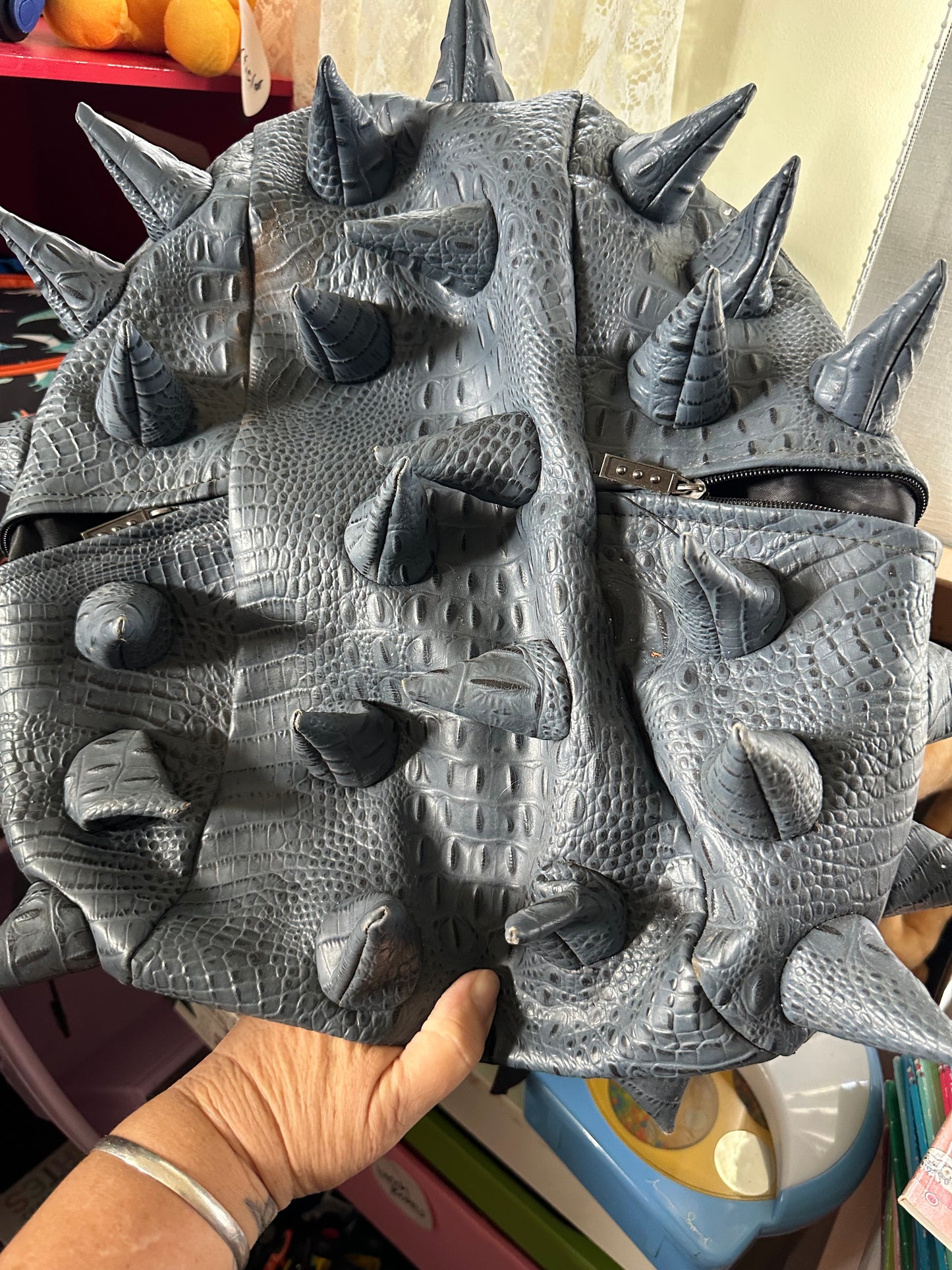 Backpack with thorns