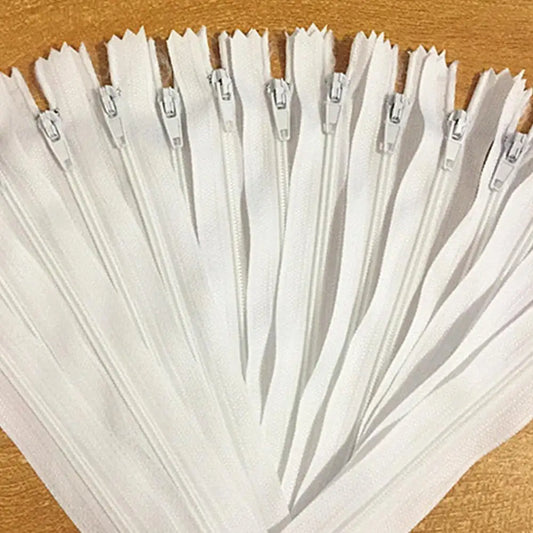 10 pieces. 25 cm (10 inches) White Nylon Zippers