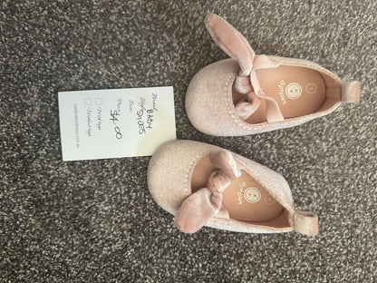 Baby and children shoes and thongs various prices