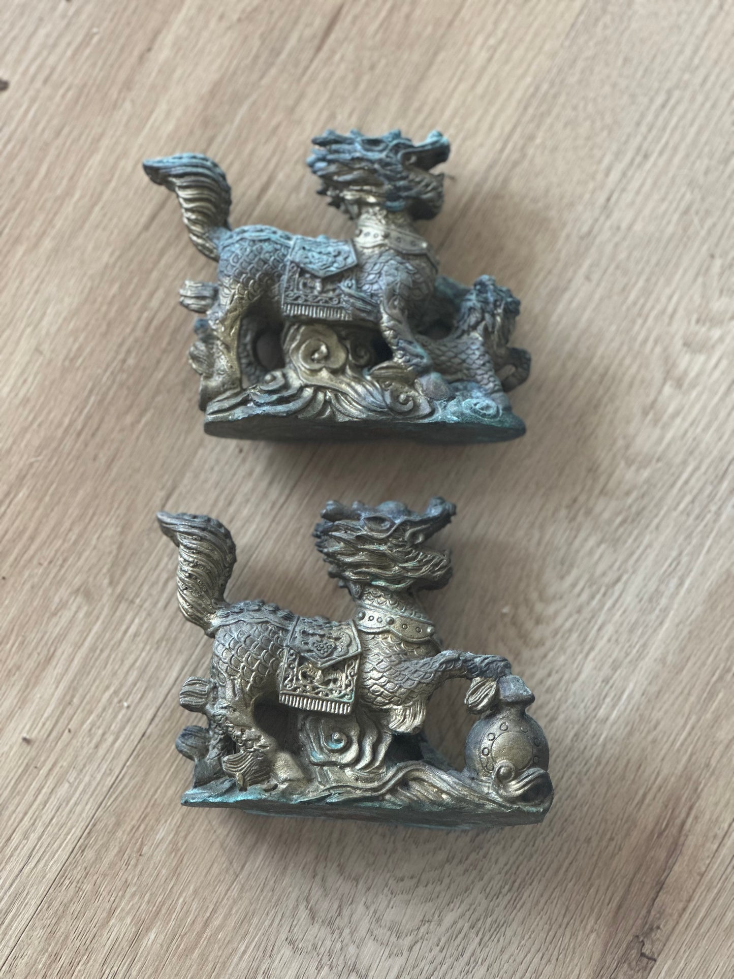 Vintage Brass Foo Dogs – Authentic Chinese Collectible Pair (Circa 1900s)
