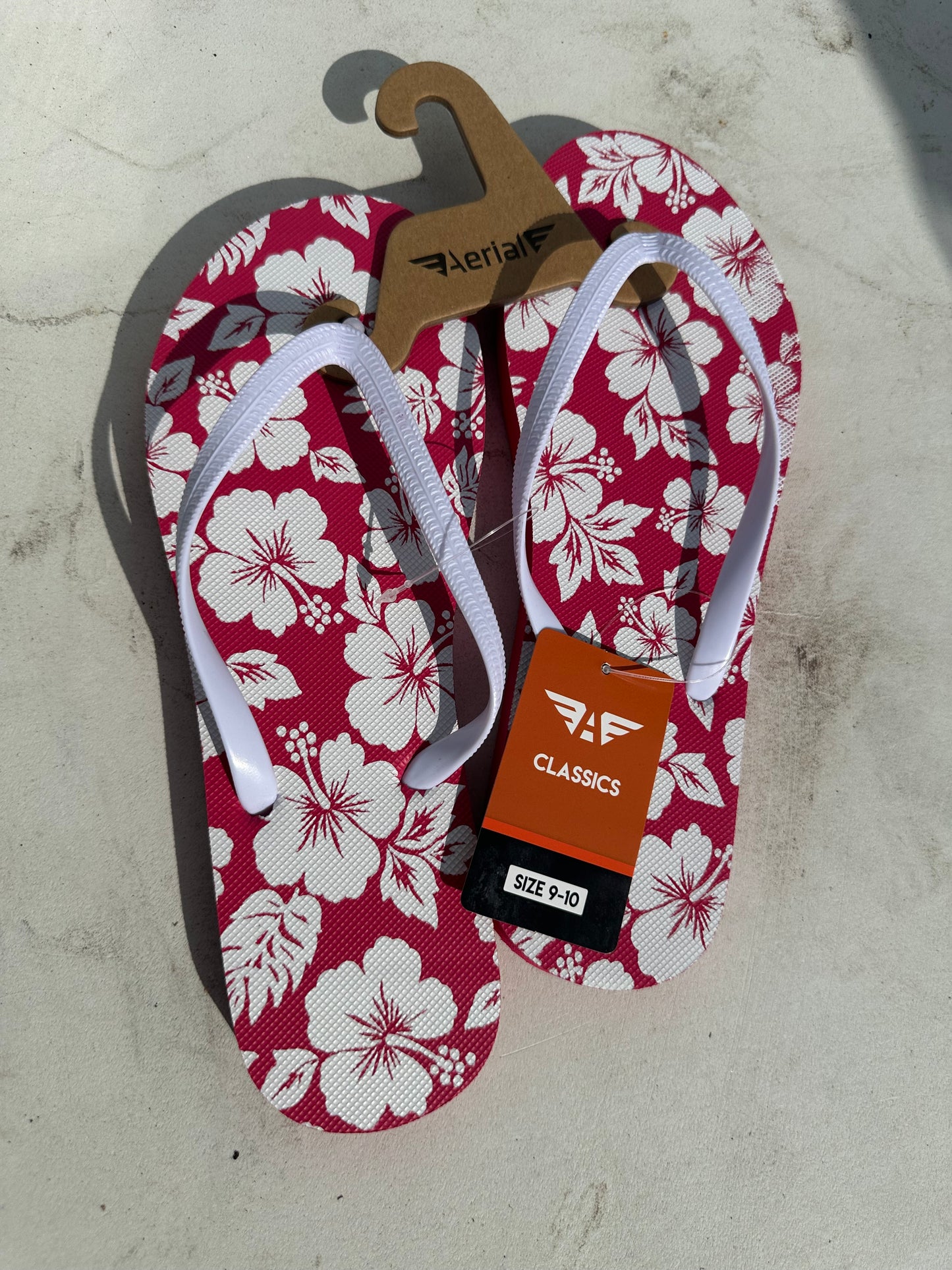 Aeriel double plugger thongs