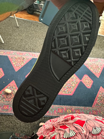 Axolotl Shoes – Official offbeat Sweetie – BN – Size 8 (pair)