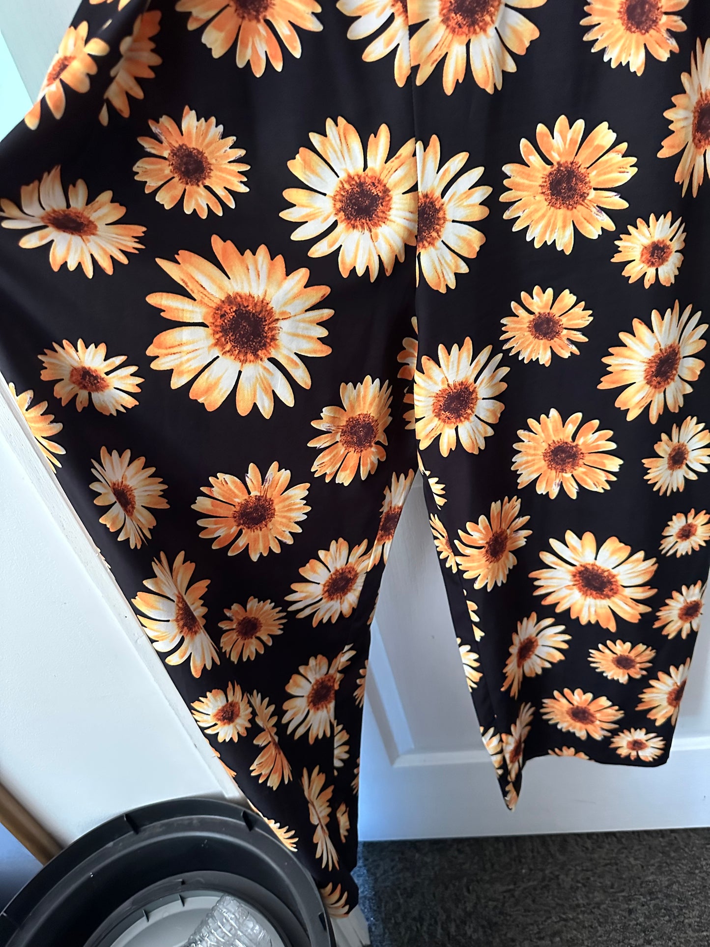 Sunflower Pants suit size 12