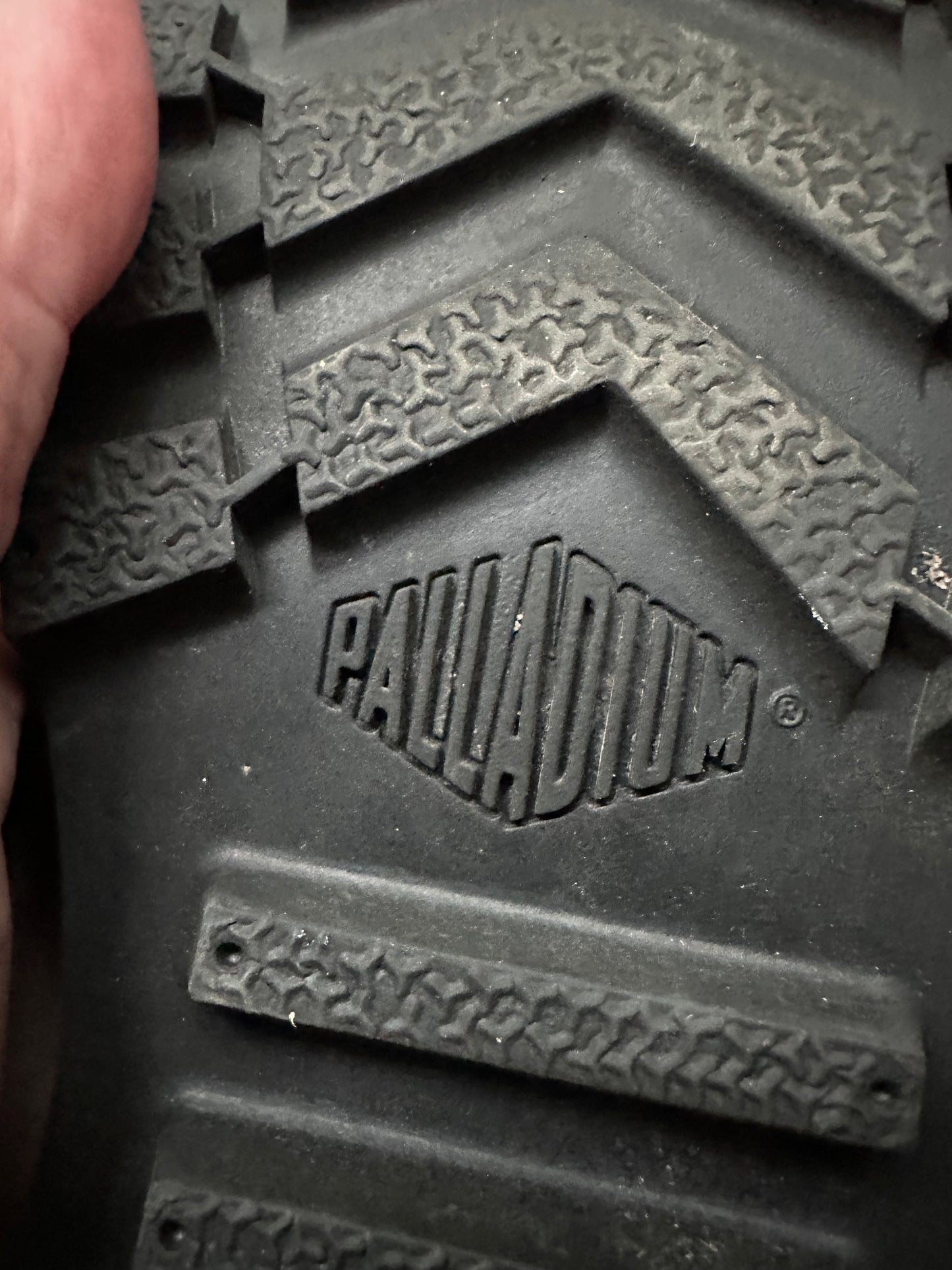 Palladium High Tops – BN – Size 7 (pair)