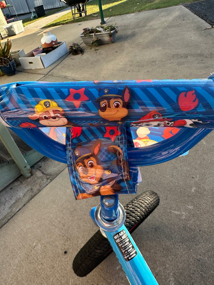 Paw patrol bike with removable parent handle