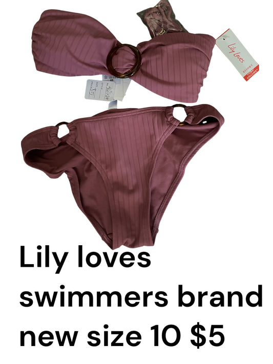 Lily loves brand with with tags