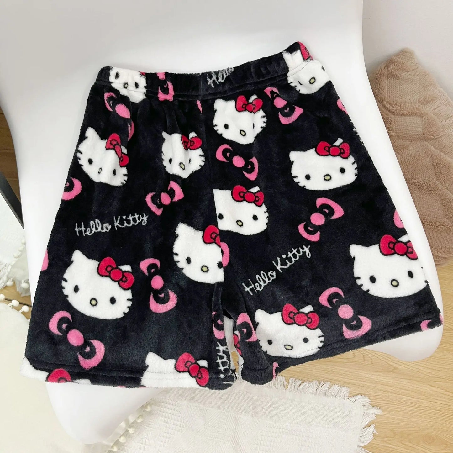 Hello Kitty fleecy pajamas
