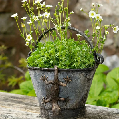 Planter Figurine,  Gecko Hanging -
