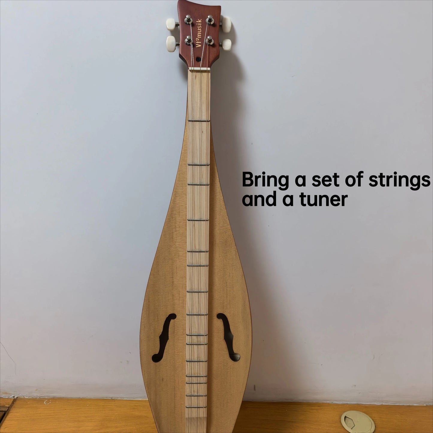 American 4stringed Instrument Dulcimer