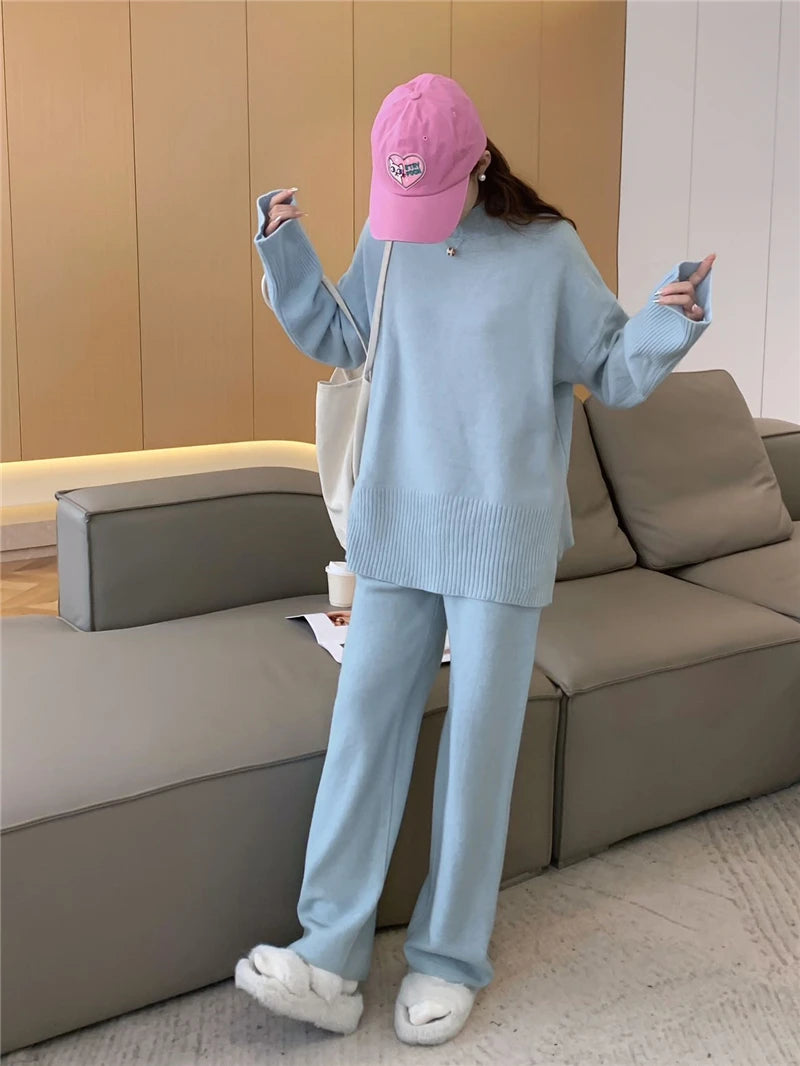 Split Women's Sweater Sets