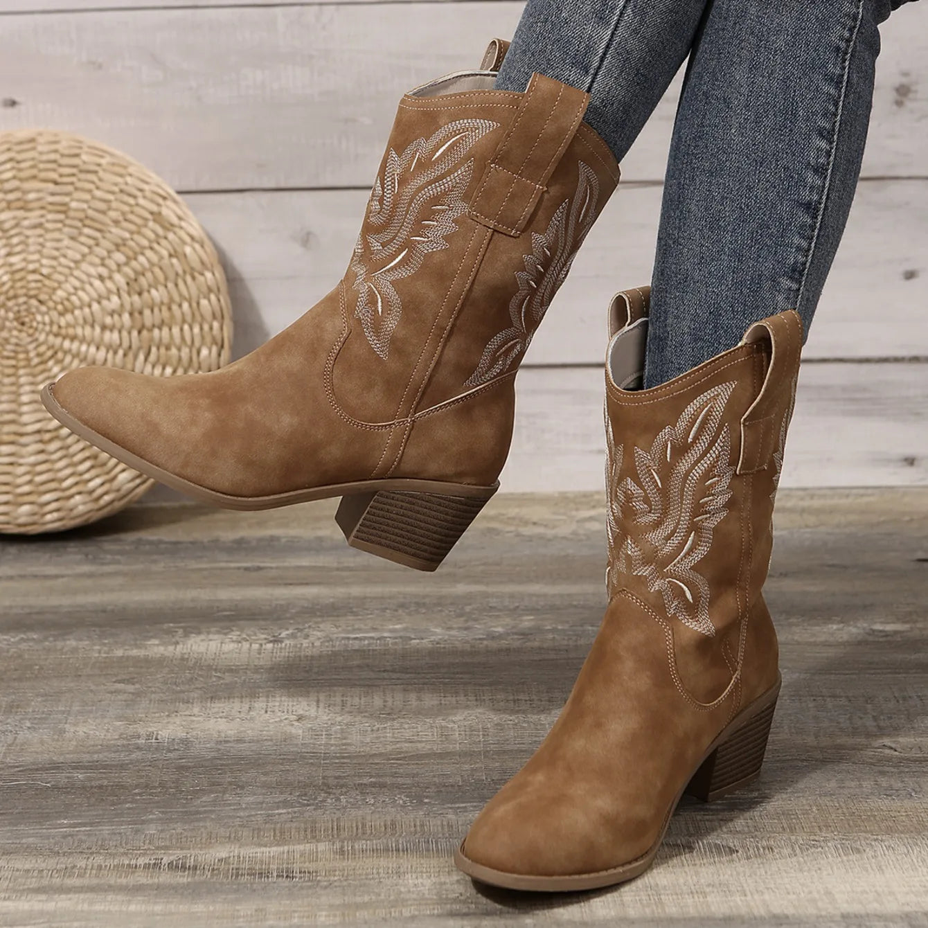 Embroidered Western Cowboy Boots