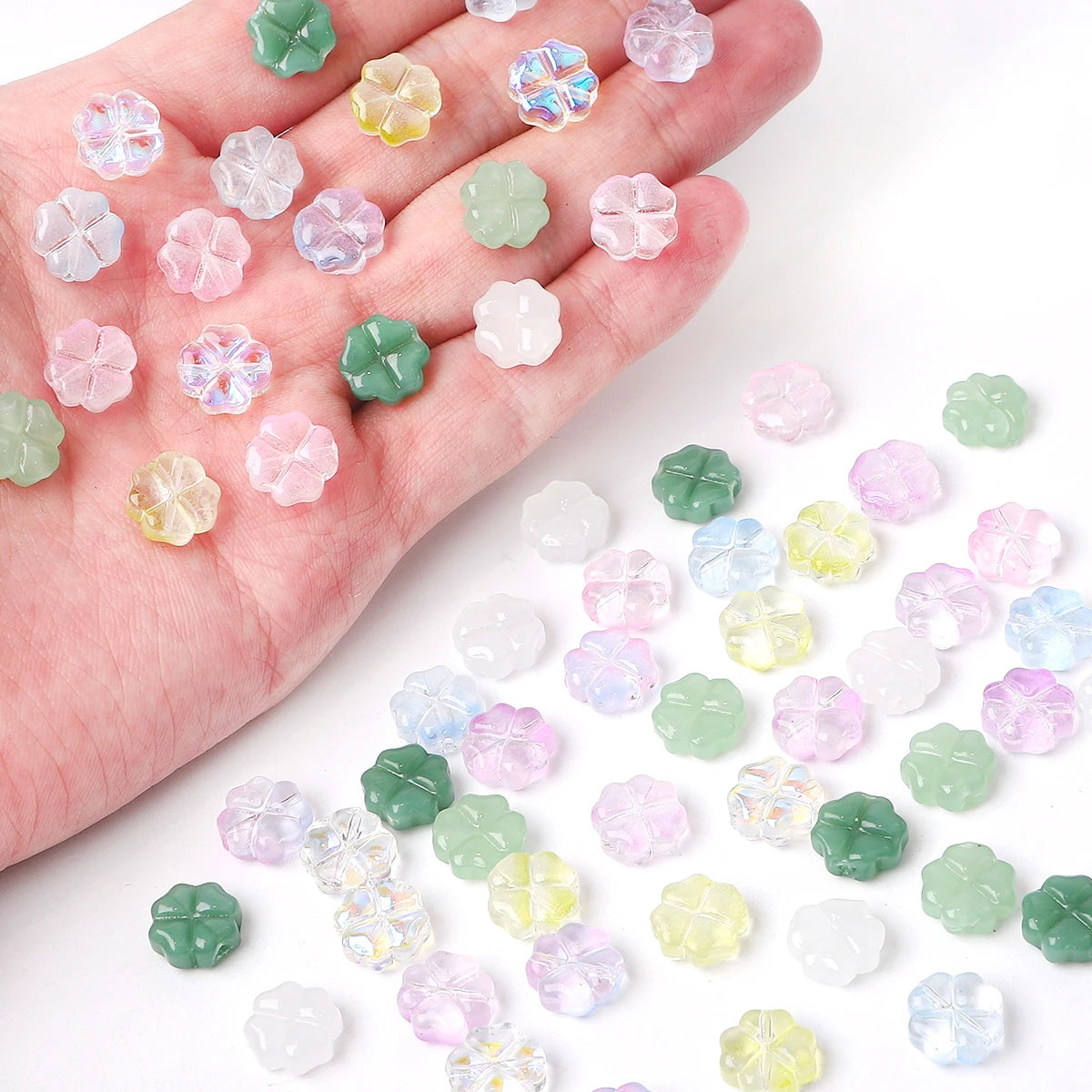 About20Pcs Glass Four Leaf Flower Beads Scattered Beads Handmade
