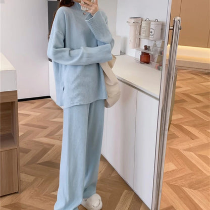 Split Women's Sweater Sets