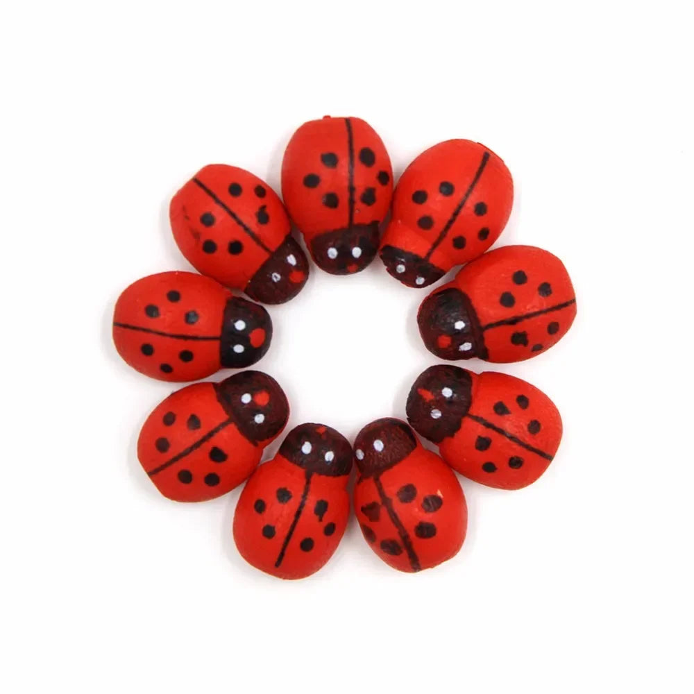 100Pcs Mini Wooden Ladybird Ladybug