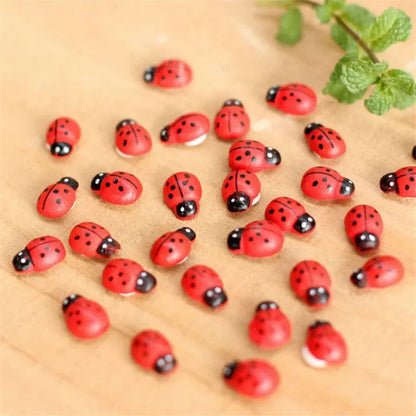 100Pcs Mini Wooden Ladybird Ladybug