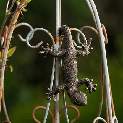 Planter Figurine,  Gecko Hanging -