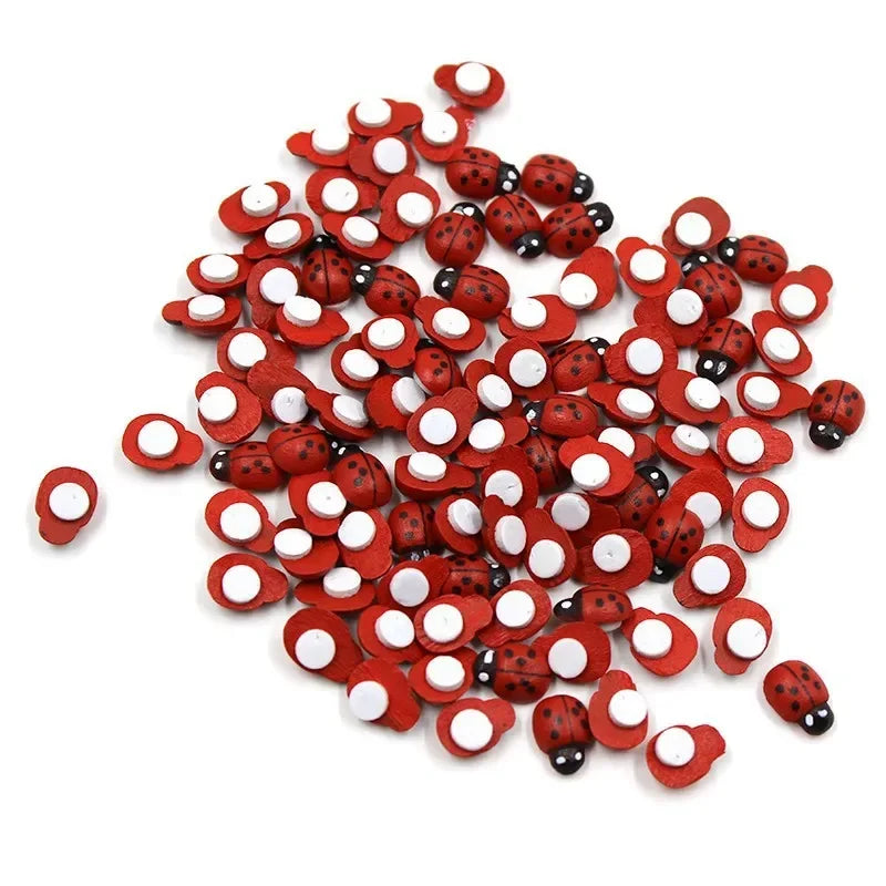100Pcs Mini Wooden Ladybird Ladybug
