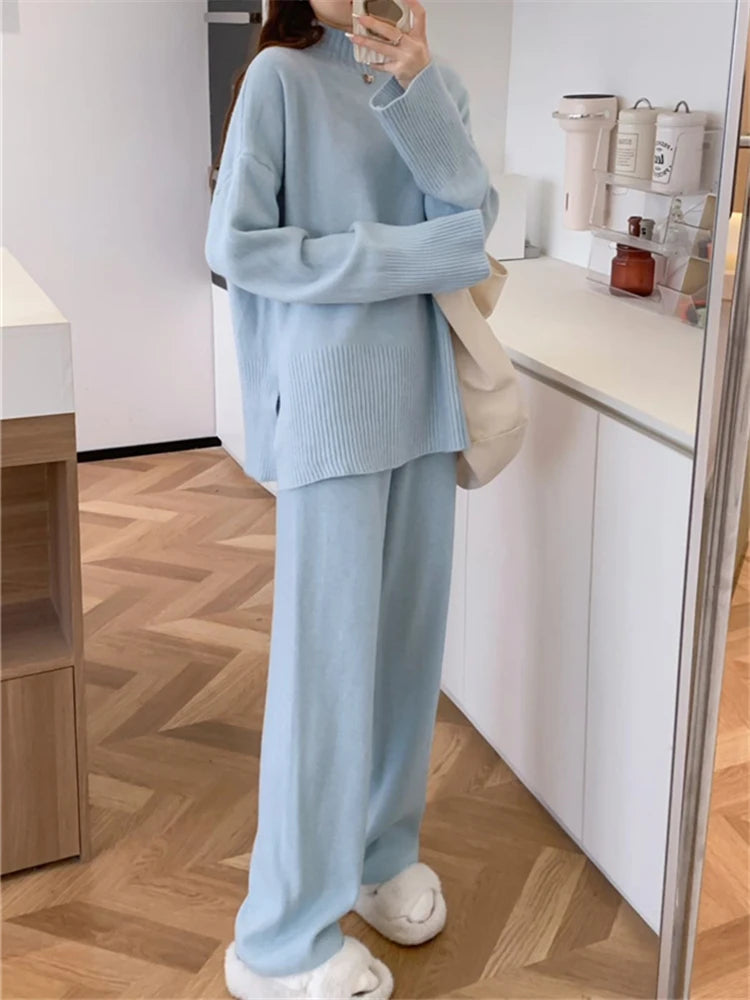 Split Women's Sweater Sets